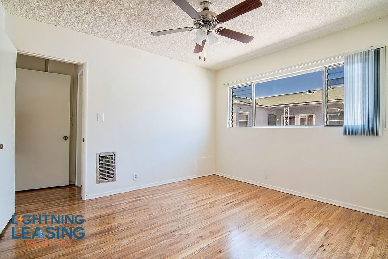 213 N Normandie Ave #6A - Photo 3 of 13