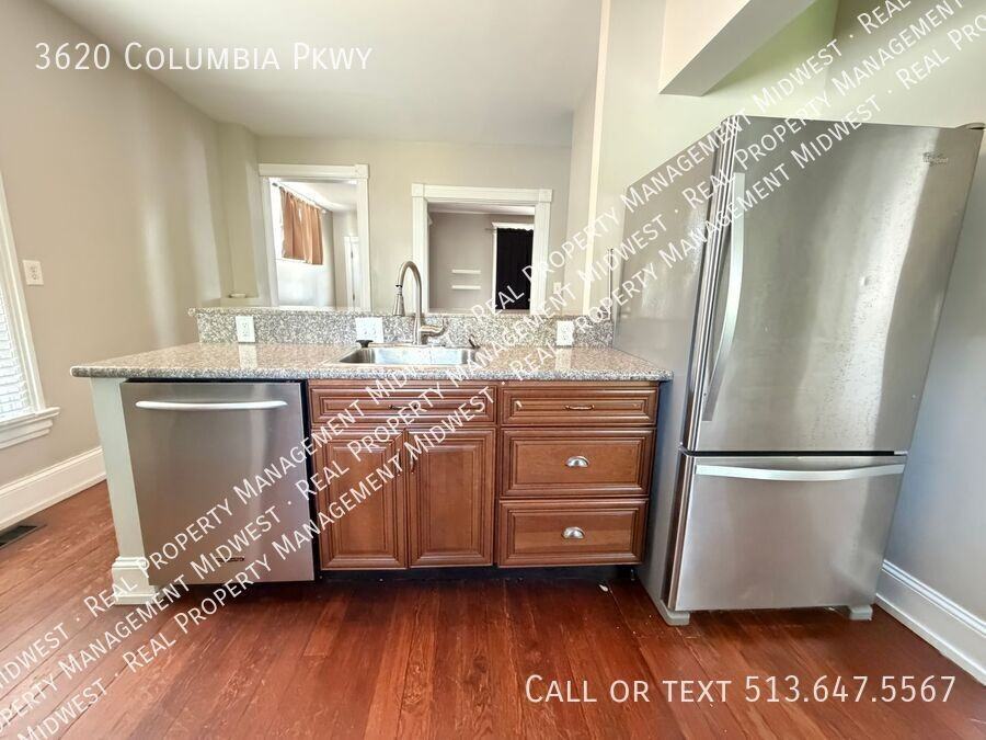 3620 Columbia Pkwy - Photo 4 of 17