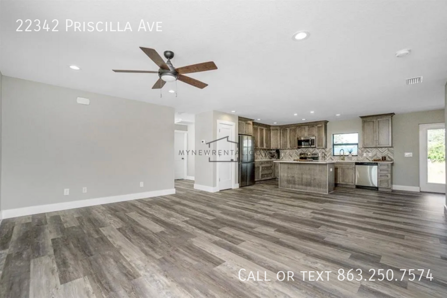 22342 Priscilla Ave - Photo 5 of 24