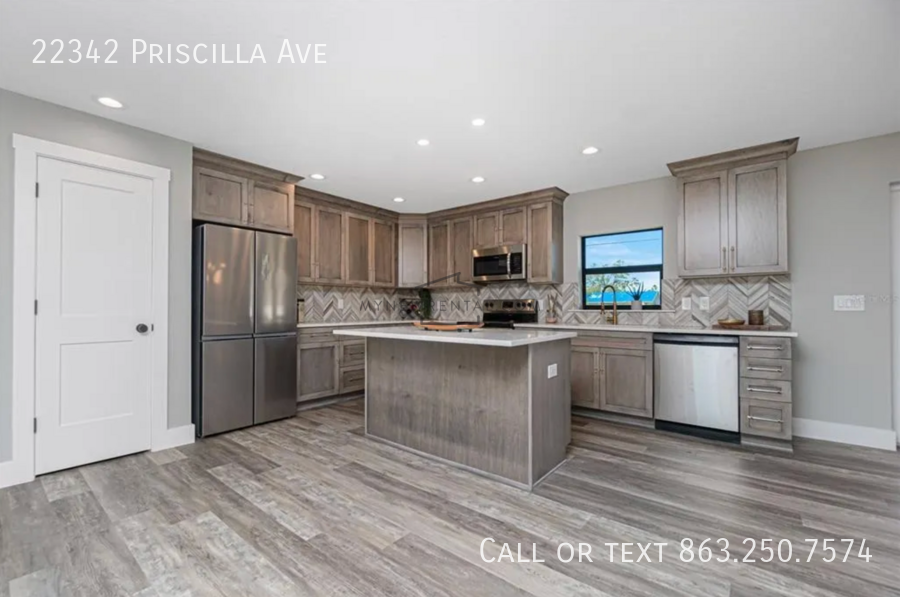 22342 Priscilla Ave - Photo 6 of 24