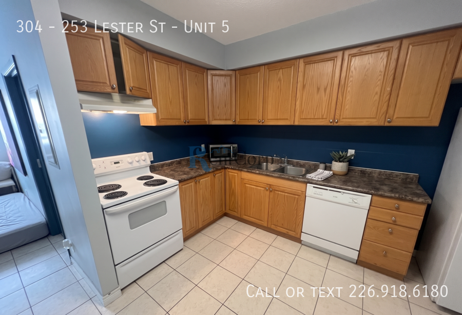 253 - 253 Lester St #5 - Photo 3 of 12