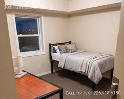 featured image of 261 - 261 Lester St #3