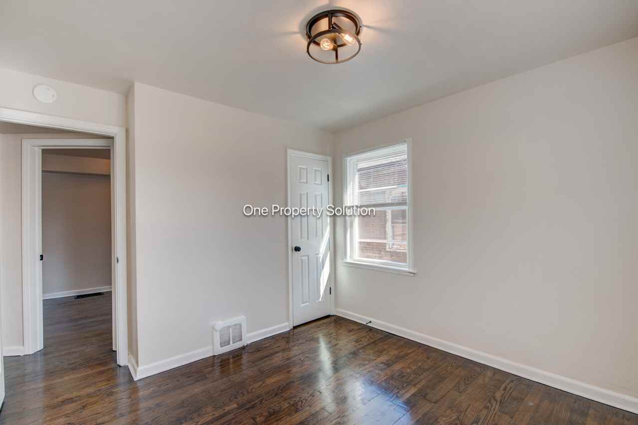 2561 Harrison St #1 - Photo 7 of 16