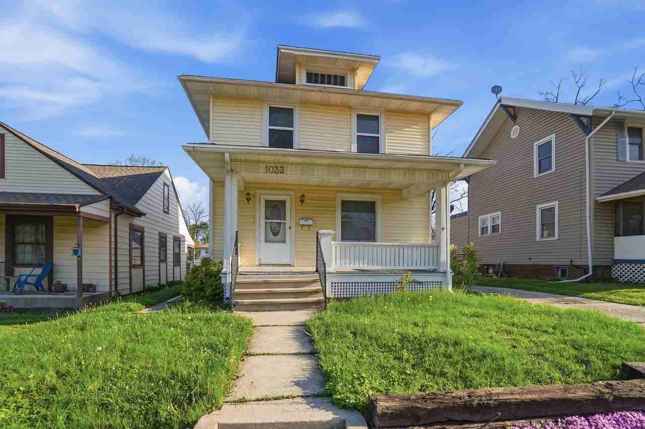 1033 Forest Ave #1 - Photo 3 of 50