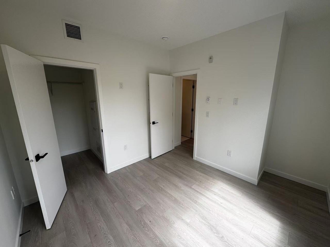 6220 Gooseberry Drive - 201 #201 - Photo 3 of 12