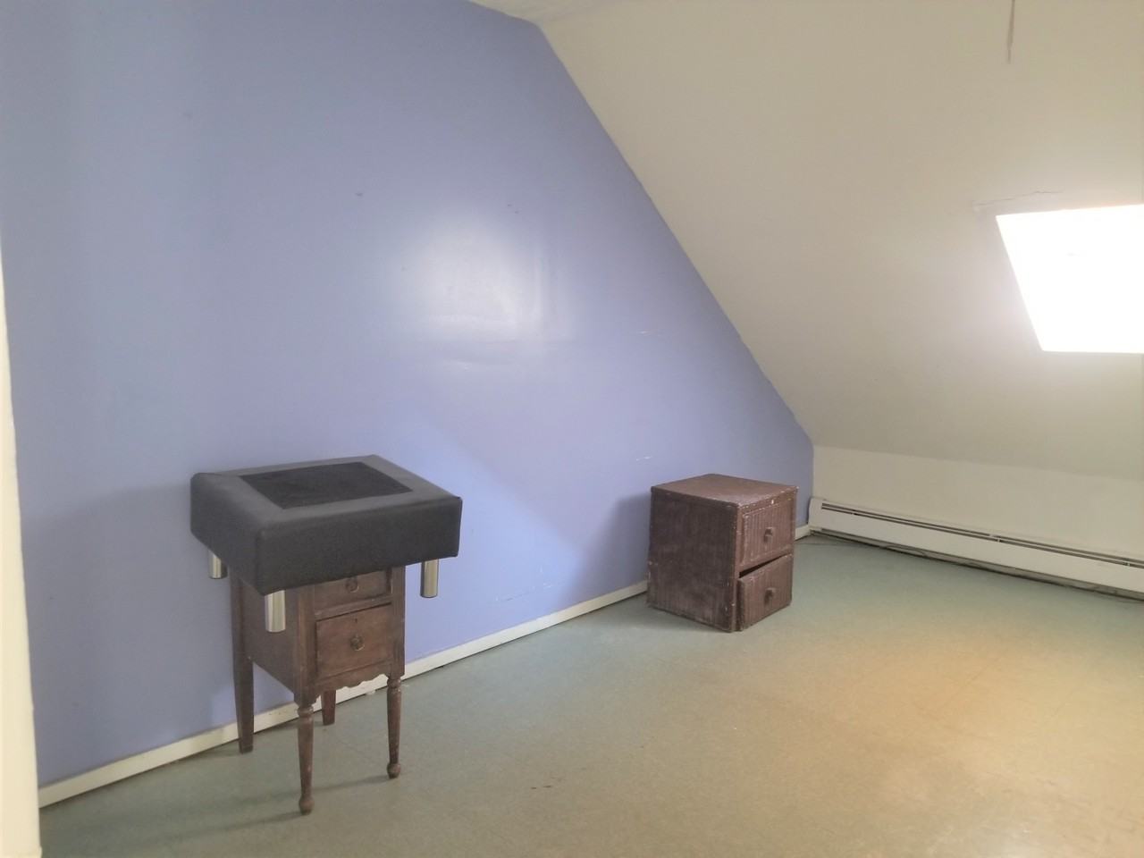 32 Salem St #3 - Photo 5 of 10