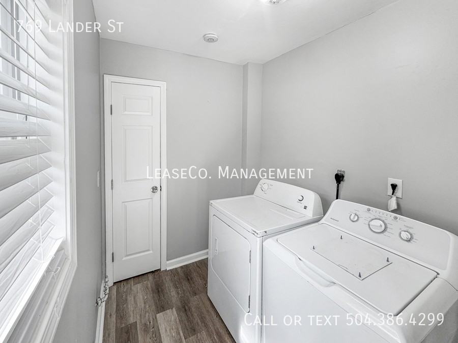 769 Lander St - Photo 6 of 8