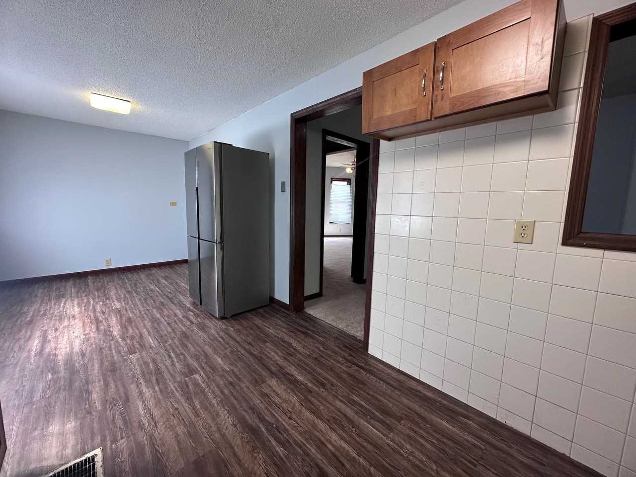 1107 N Grant St - Photo 3 of 27