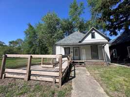 featured image of 610 Harmon St