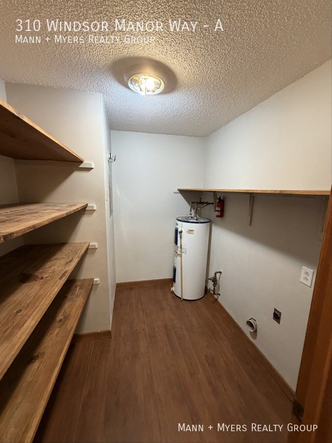 310 Windsor Manor Way #A - Photo 4 of 14