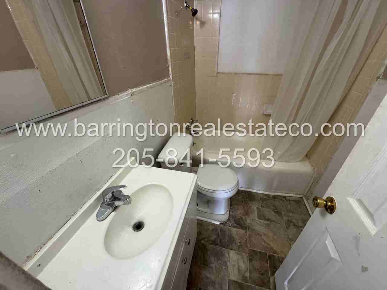 821 Overton Ave - Photo 6 of 6