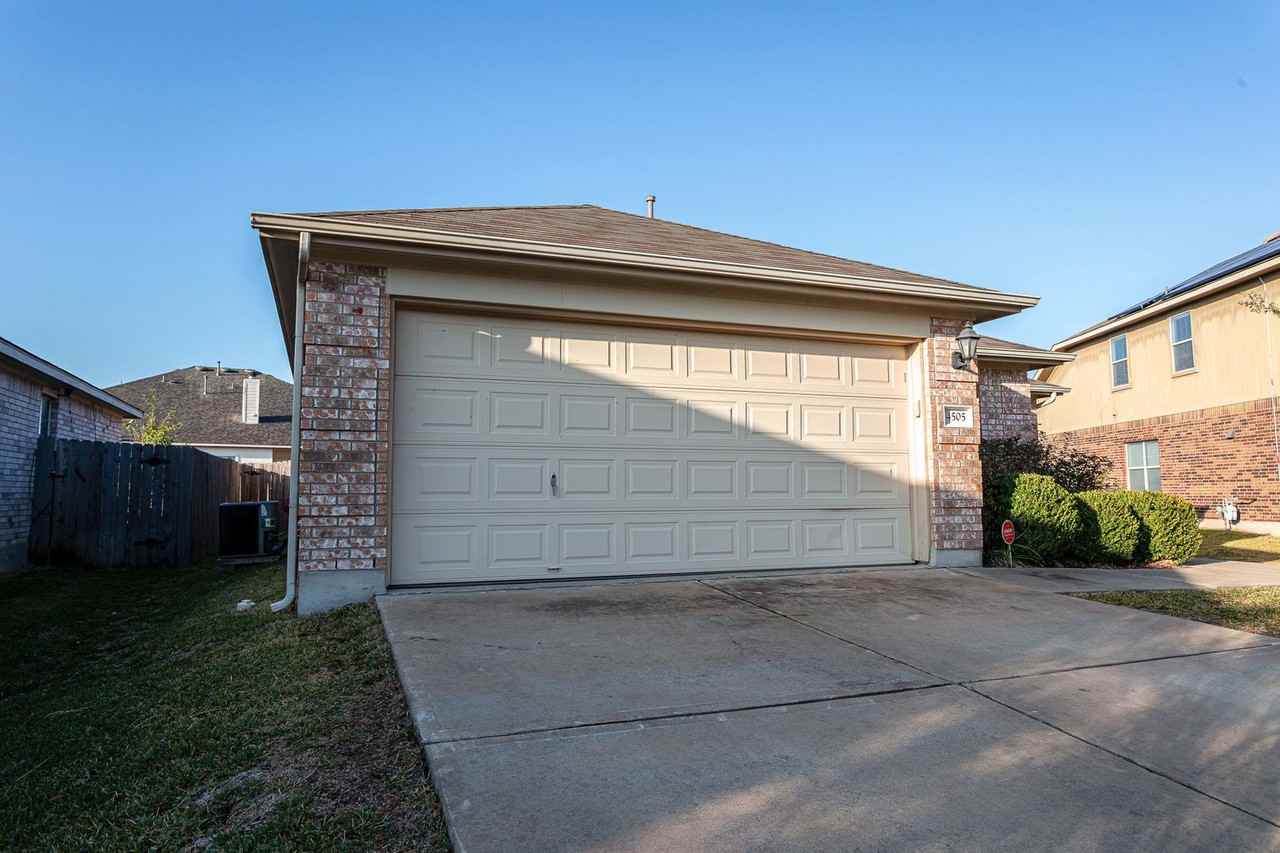 4505 Hees Ct - Photo 3 of 18