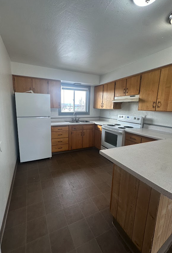 827 17th Ave #145 - Photo 3 of 16