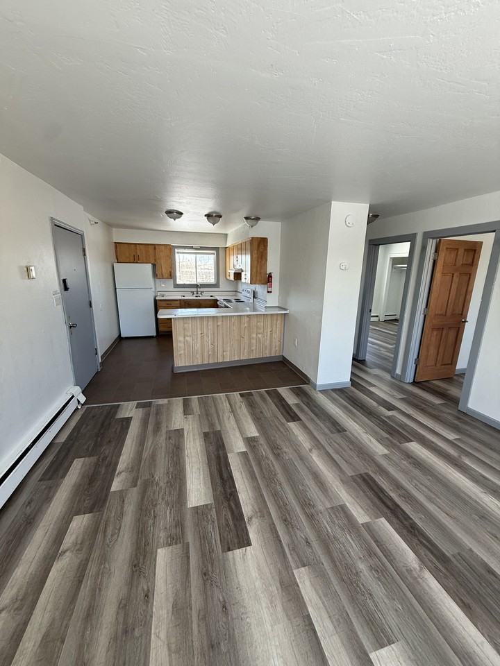 827 17th Ave #145 - Photo 4 of 16