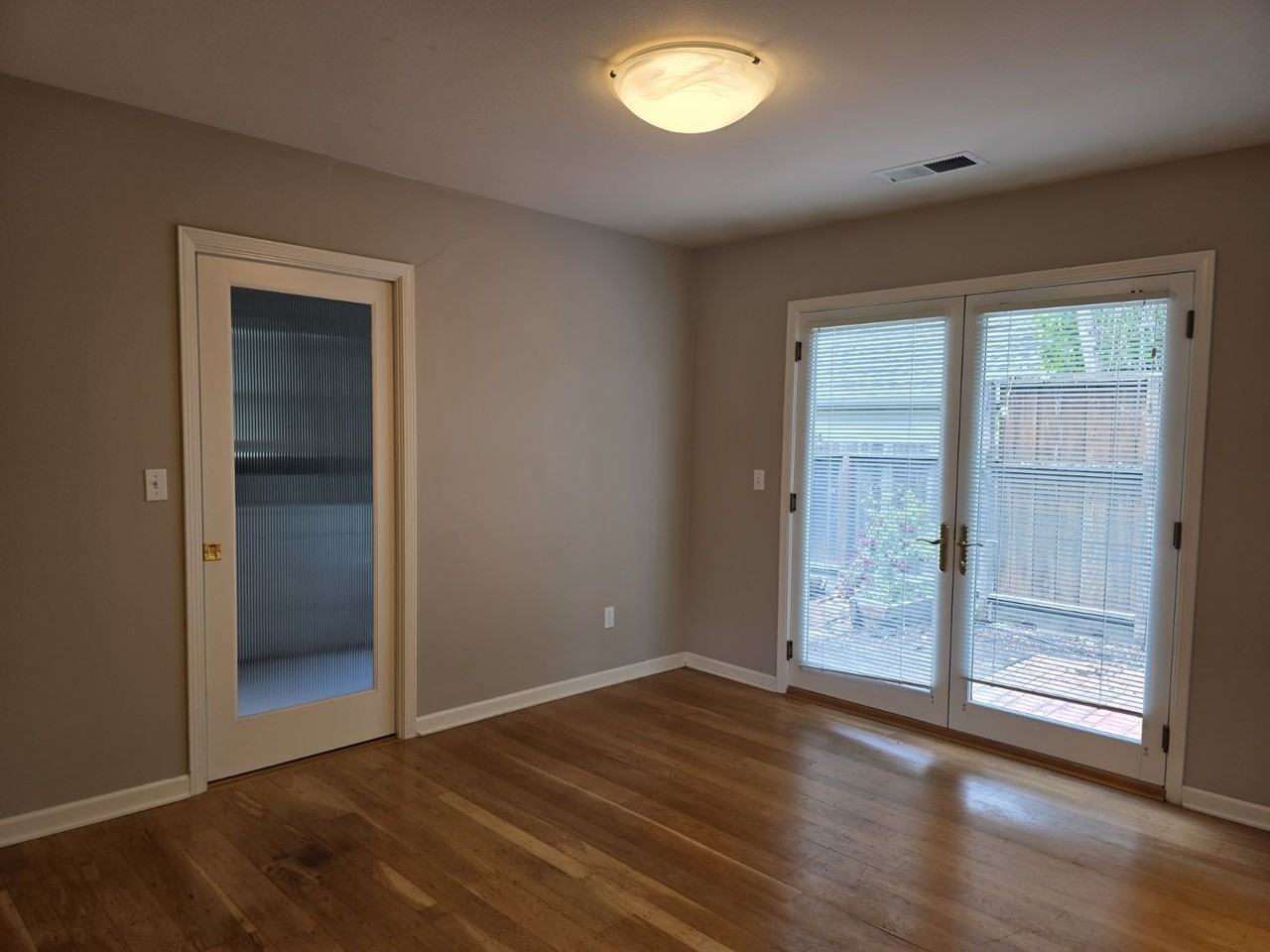 1545 Brookside Dr #1 - Photo 6 of 22