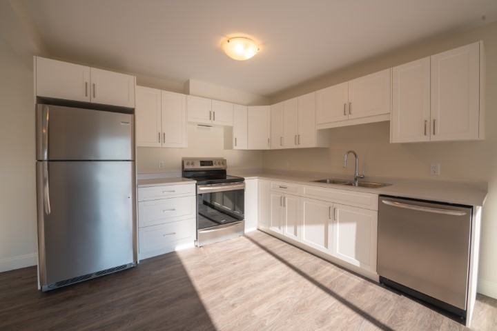 903 Park Ave Lowr - Photo 3 of 12