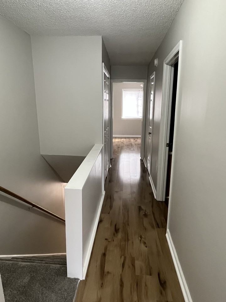 944 Glenn Street - Photo 7 of 17
