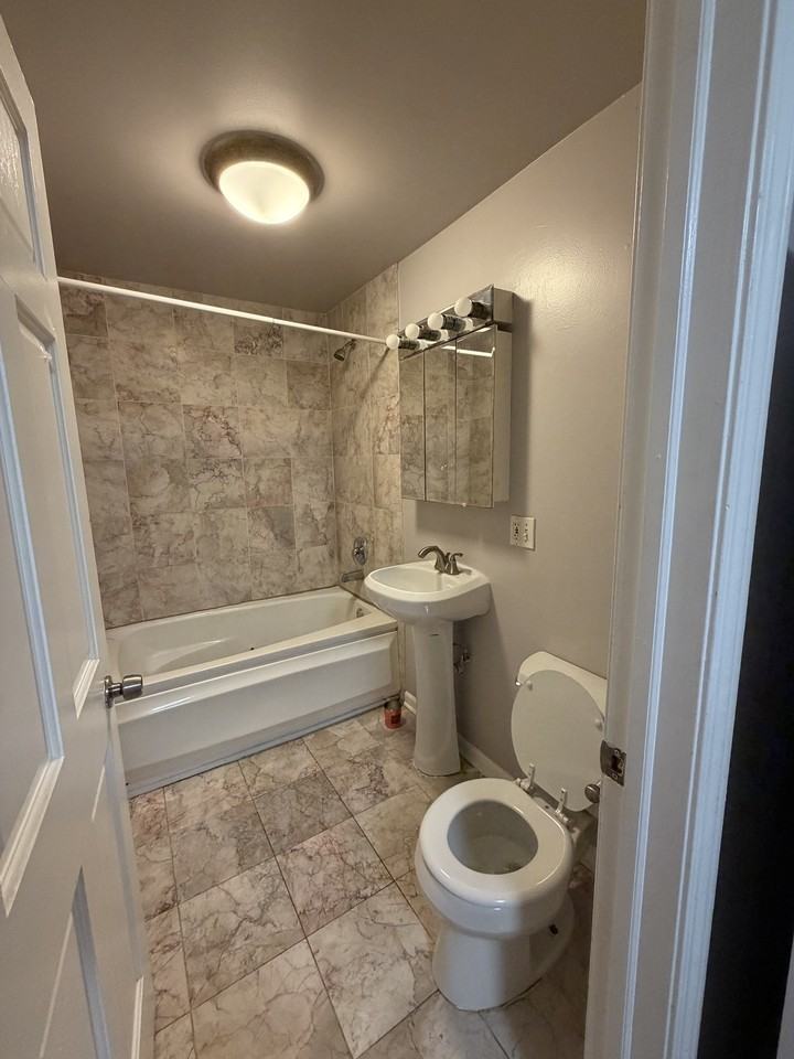 7642 Exchange Condo Association - Photo 4 of 6