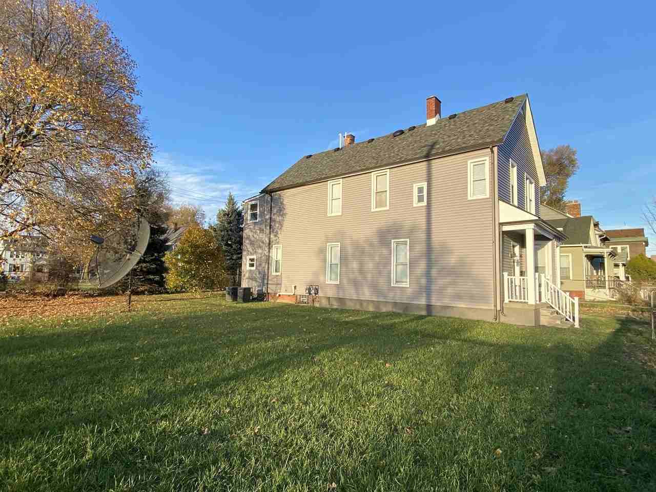 944 West Alexandrine Street - Photo 3 of 10