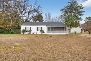 featured image of 1111 Alderman St Ne