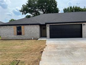 305 Tricha Cir Sw #B - Photo 1 of 1