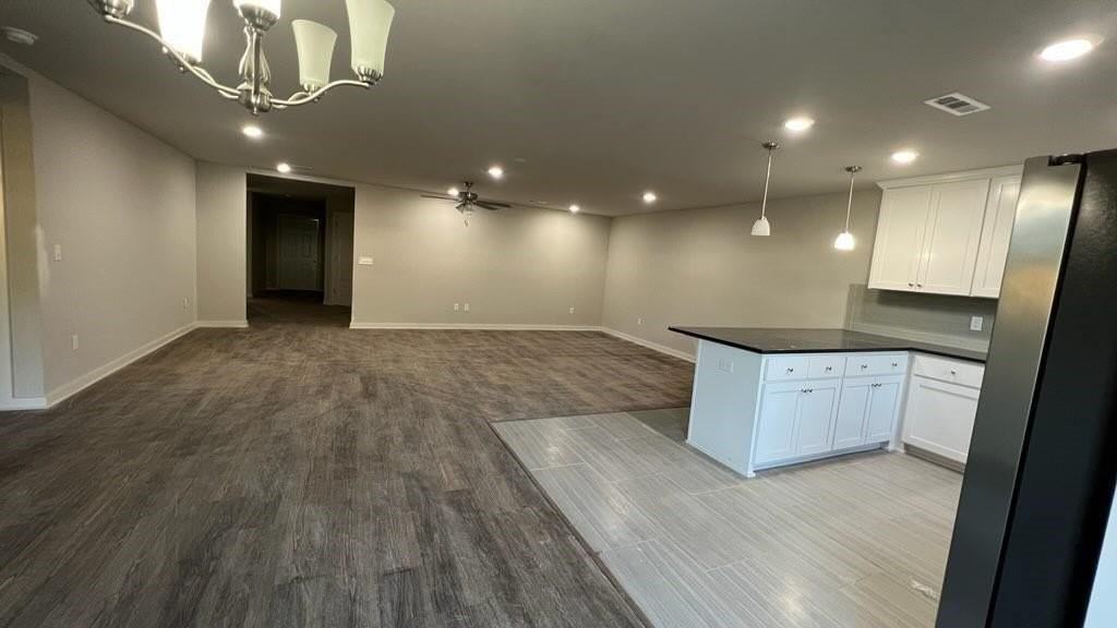 305 Tricha Cir Sw #B - Photo 4 of 5