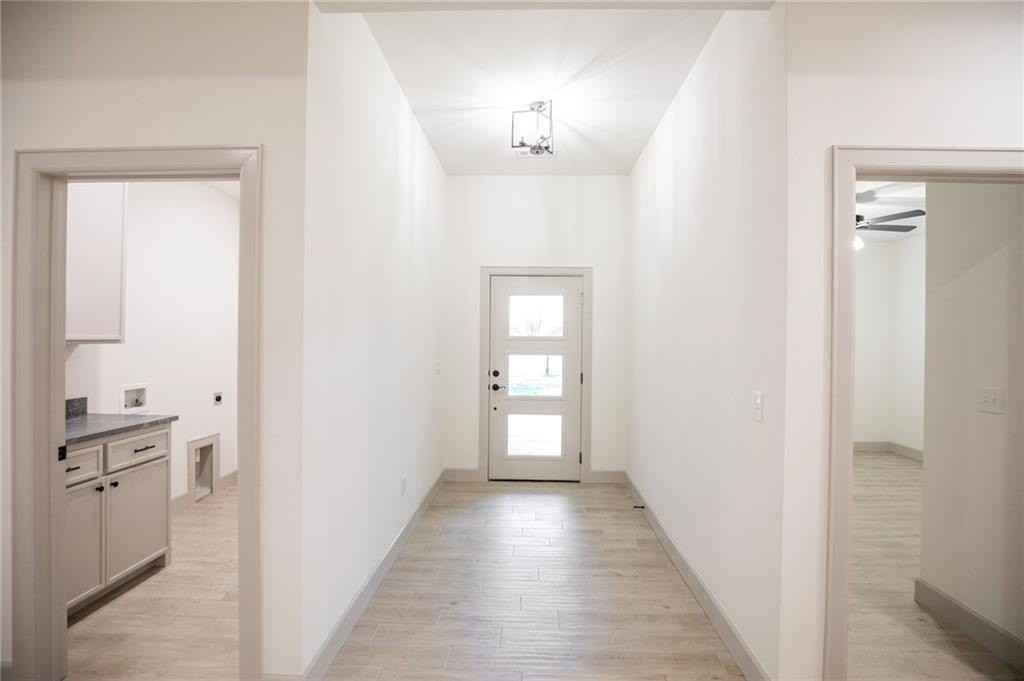 949 Cook Ln - Photo 3 of 21