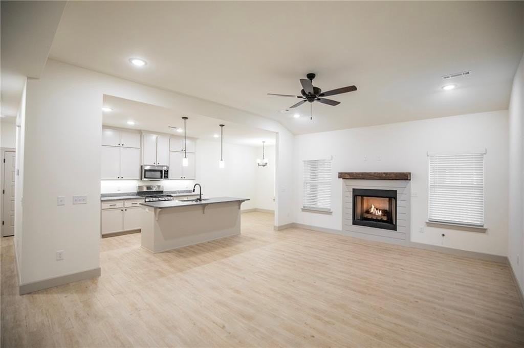 949 Cook Ln - Photo 5 of 21