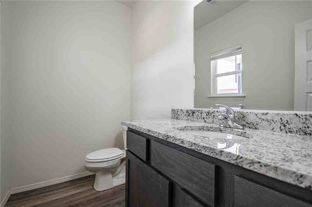 825 S Rupple Rd #2 - Photo 7 of 20