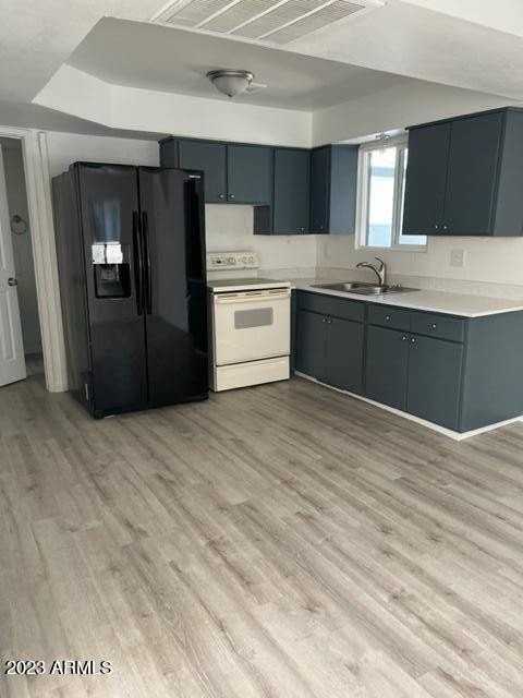812 S Greenleaf Ln - Photo 2 of 11