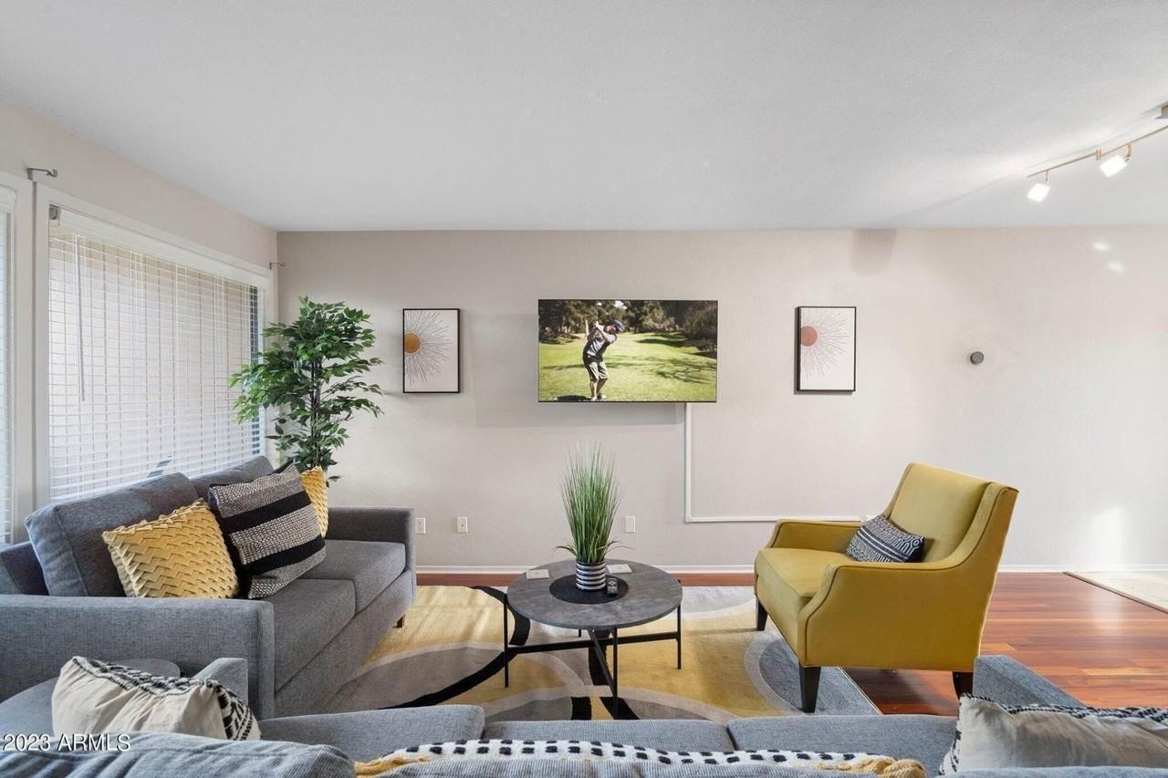 6501 N 17th Ave #101 - Photo 4 of 13
