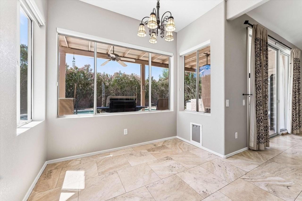 19440 N 33rd Pl - Photo 7 of 15