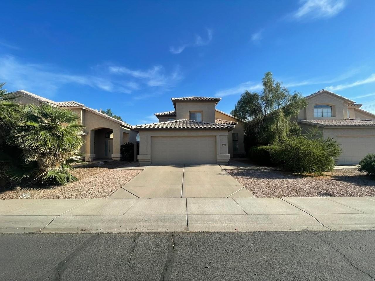 324 W Colt Rd
