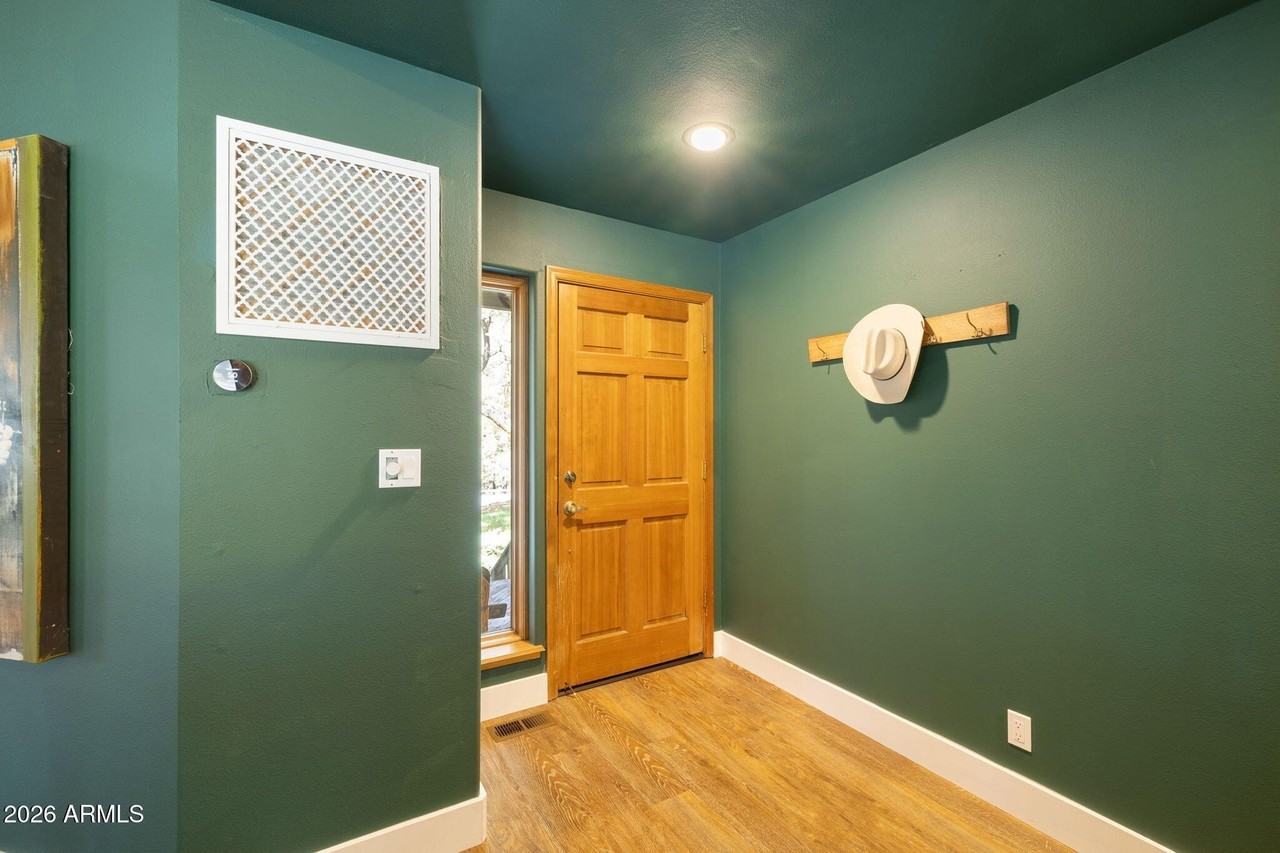 2145 William Palmer - Photo 2 of 43