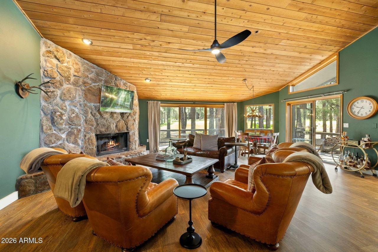 2145 William Palmer - Photo 4 of 43