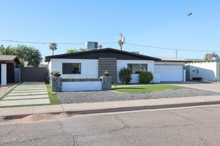 3213 E Emile Zola Ave - Photo 1 of 1