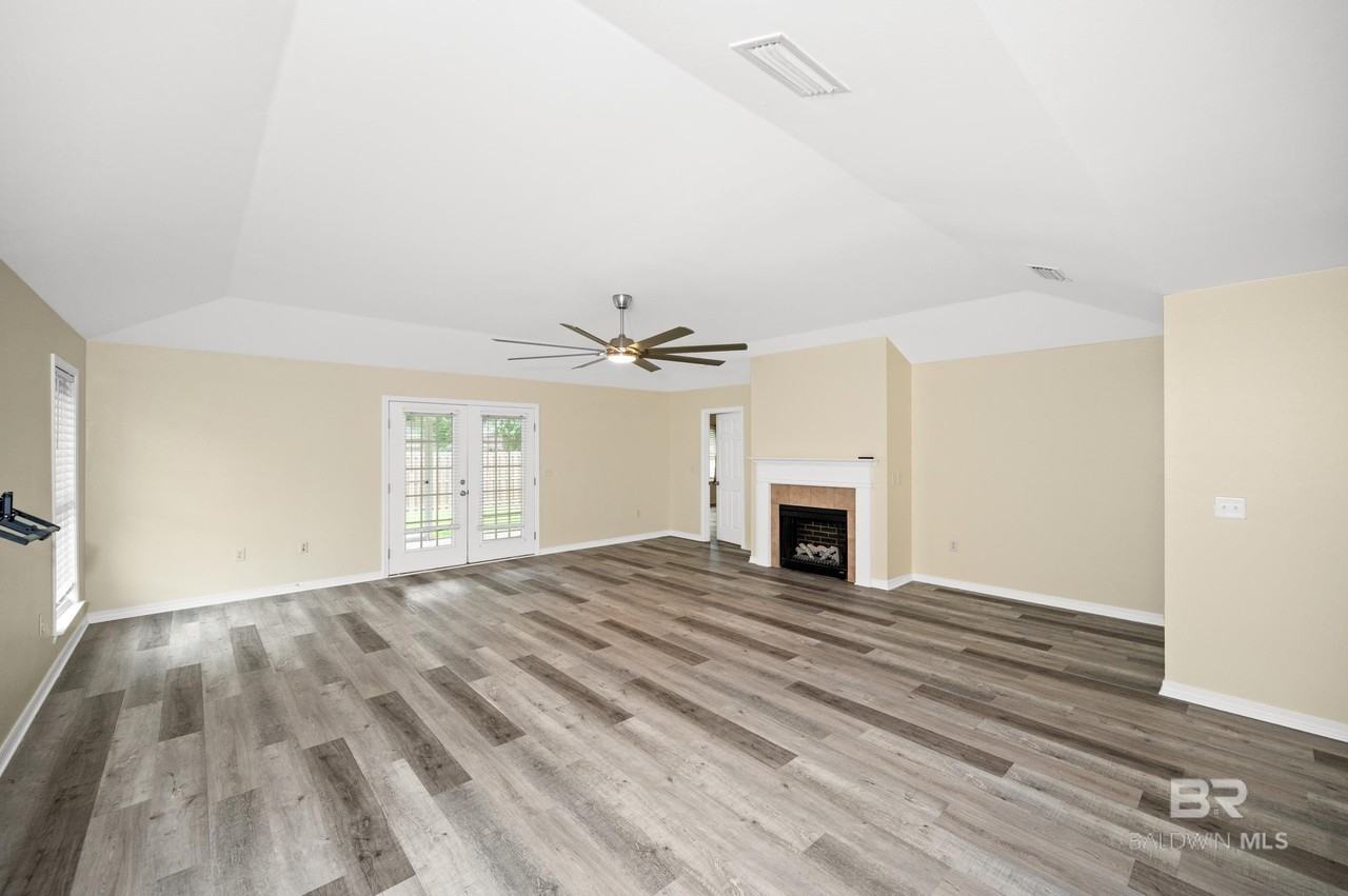 25930 Overton Dr - Photo 7 of 21