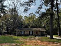 1318 Oak St - Photo 1 of 1