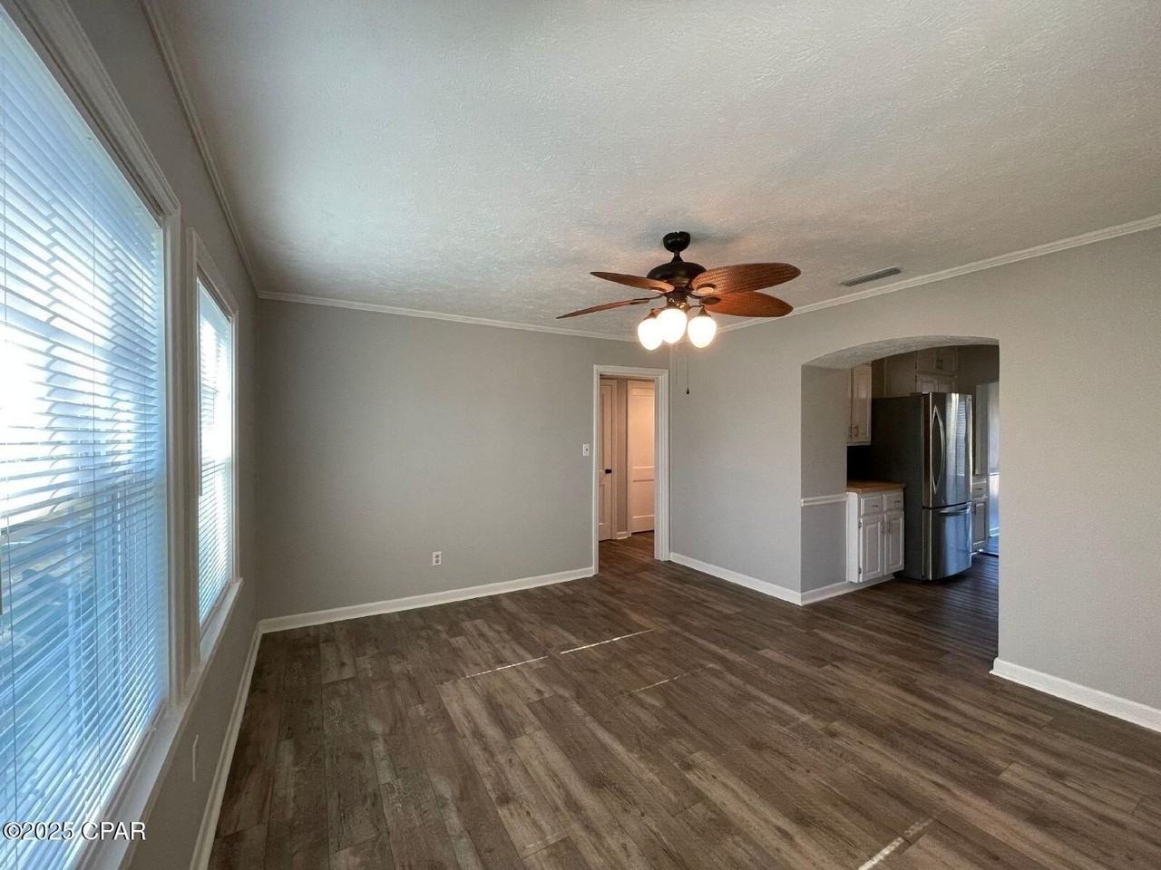 1010 W 12th Ct - Photo 4 of 18