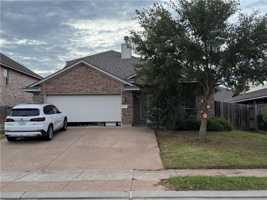 featured image of 903 Emerald Dove Ave