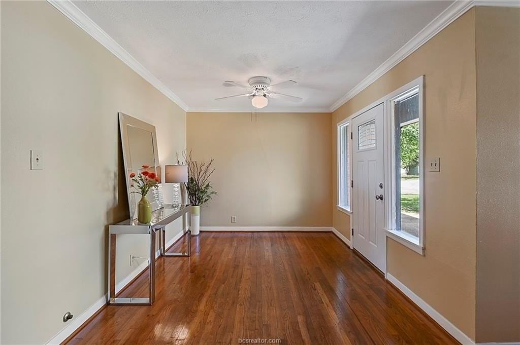 4300 Milam St - Photo 5 of 21