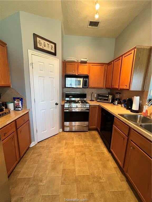 3933 Tranquil Path Dr - Photo 7 of 17