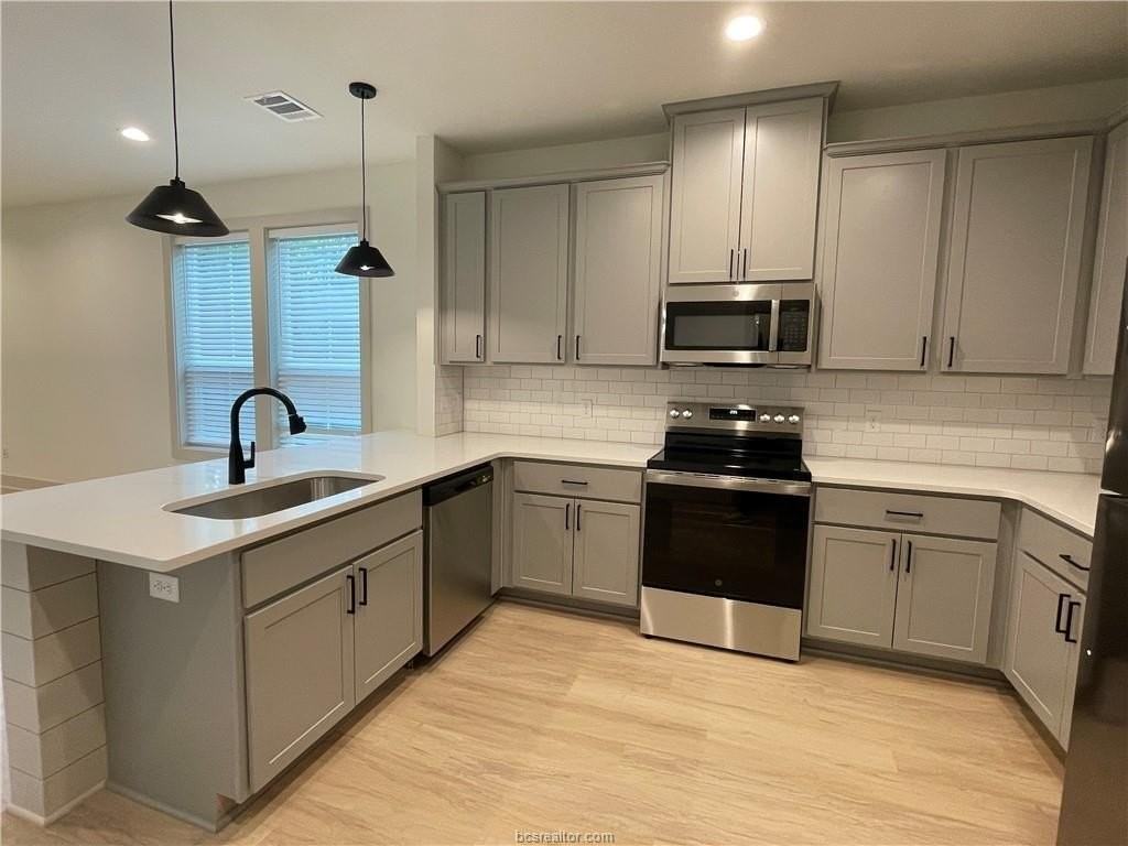 1214 Neal Pickett Dr - Photo 4 of 19