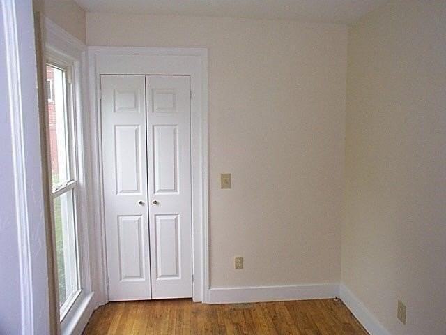 609 Stony Point Rd - Photo 4 of 16