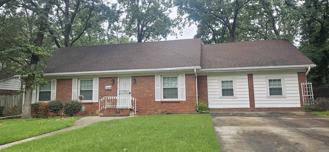 7302 Woodside Ln - Photo 1 of 1