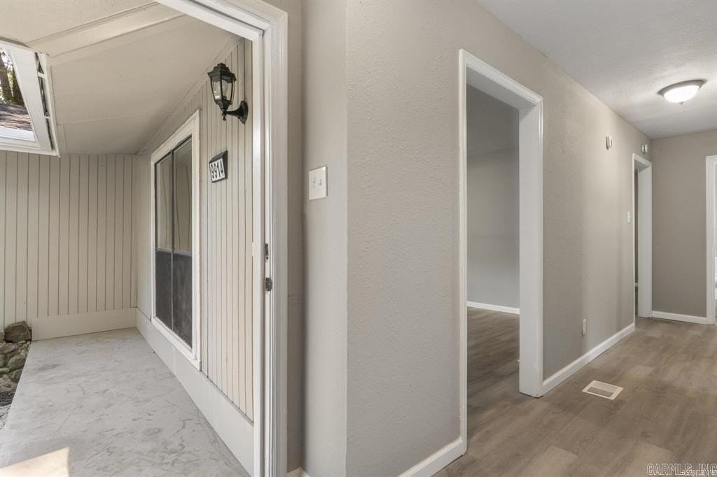 9914 Pinnacle Valley Rd - Photo 6 of 50