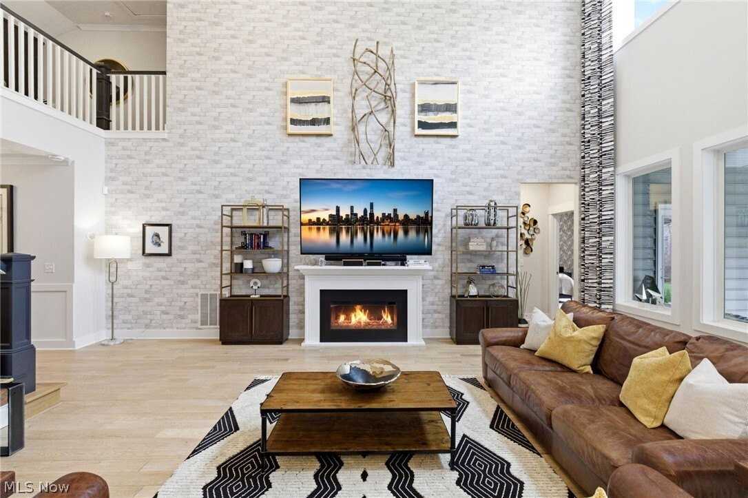 4650 Crocker Woods Ln - Photo 3 of 26