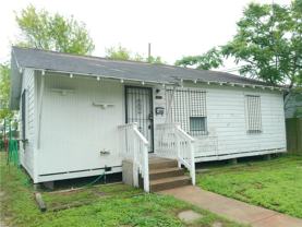 4326 Vestal St - Photo 1 of 1