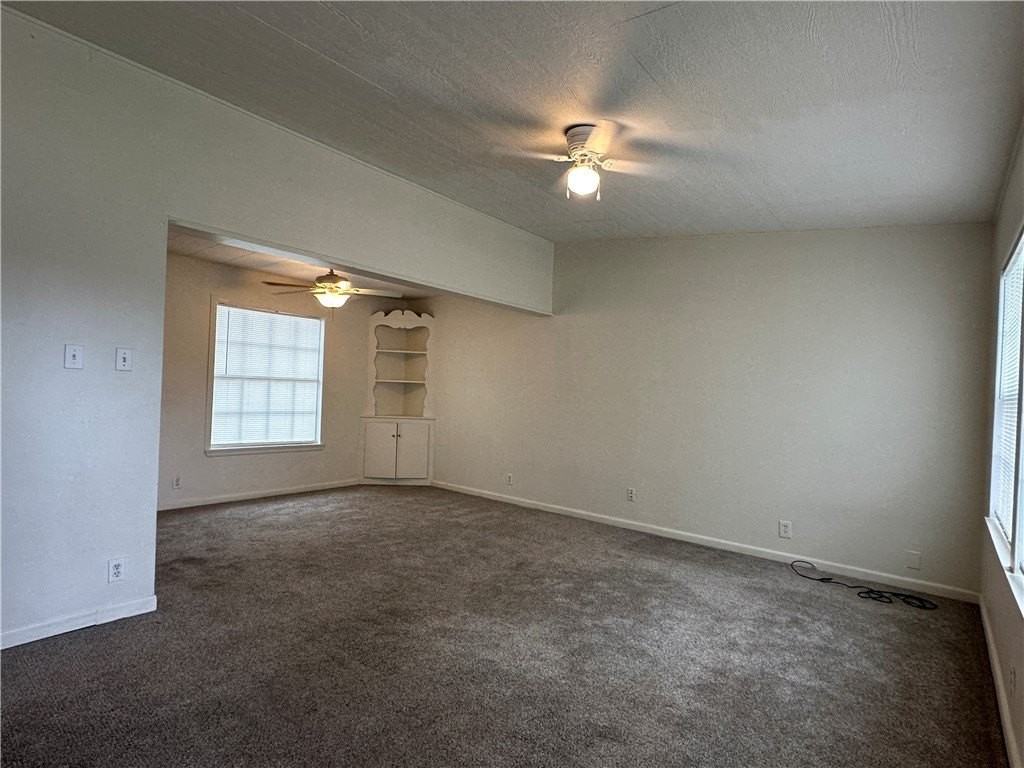 4309 Yucca St - Photo 2 of 10