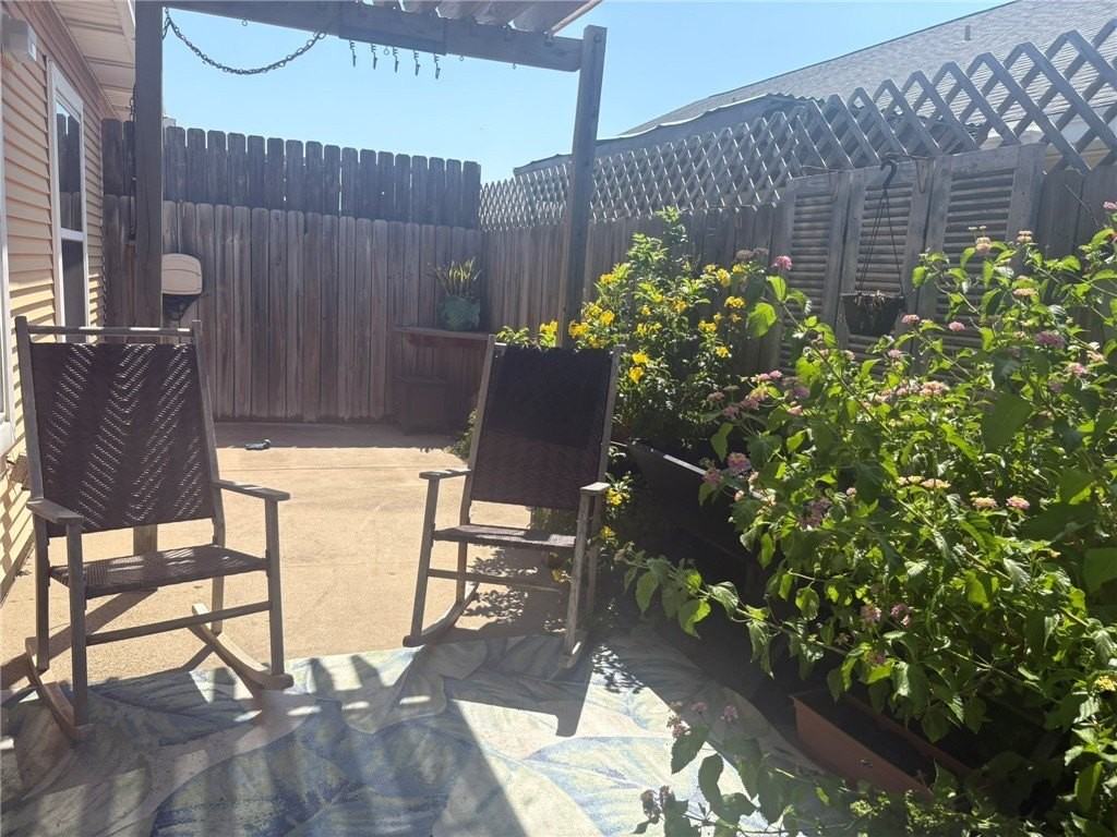 15641 Palmira Ave #B - Photo 4 of 28